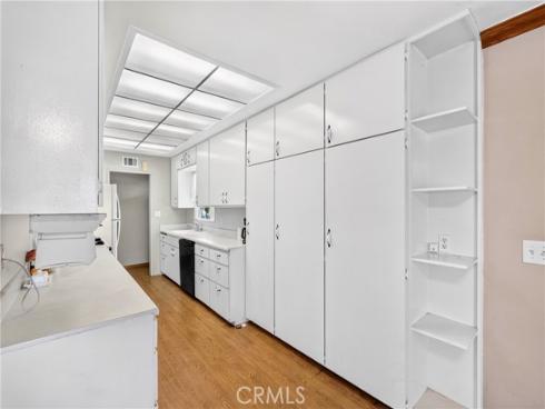 1126 N Center Street, Orange, CA