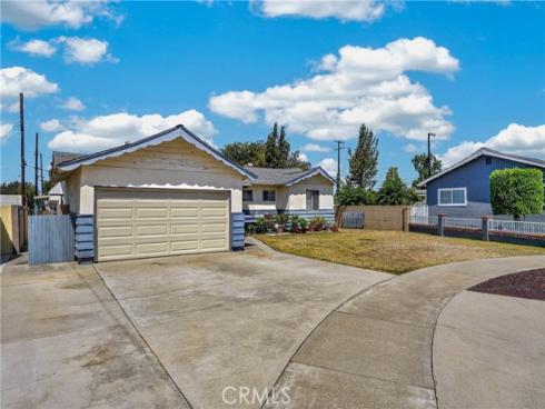 1126 N Center Street, Orange, CA