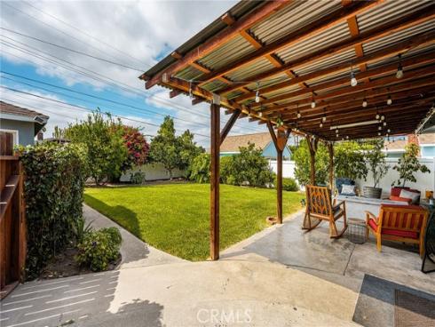 1334 E Collins , Orange, CA