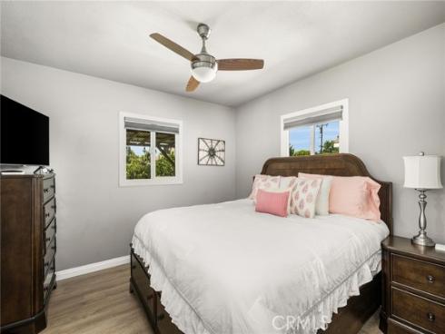 1334 E Collins , Orange, CA