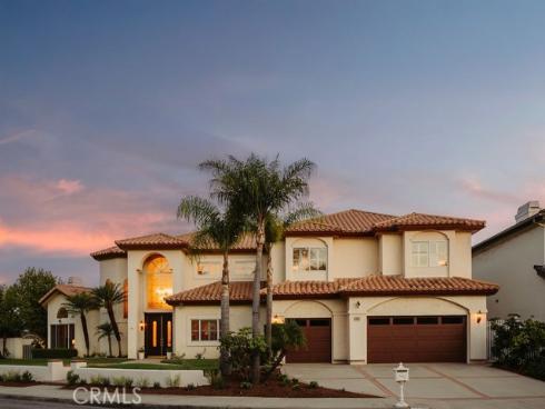 3802 E. Rolling Green Lane