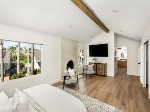 397 S Schug  , Orange, CA