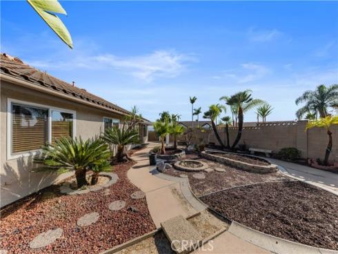 2580 N Robinhood , Orange, CA