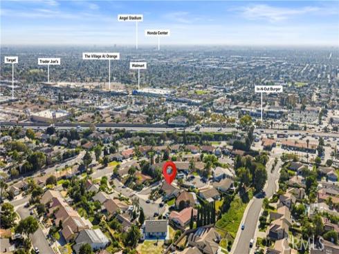 2580 N Robinhood , Orange, CA