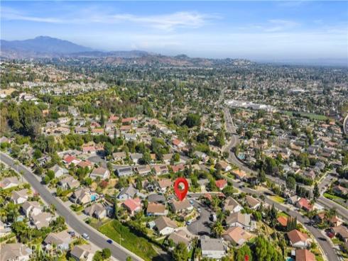 2580 N Robinhood  , Orange, CA