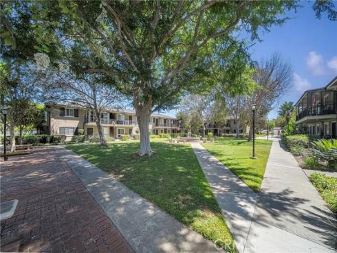 660 S Glassell 54 Street, Orange, CA