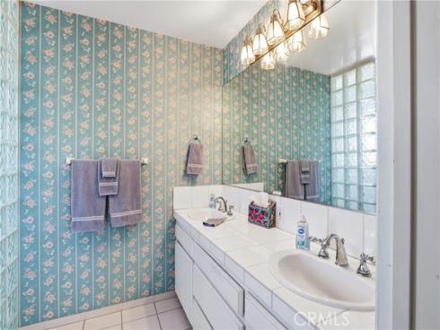 942 N Wanda , Orange, CA