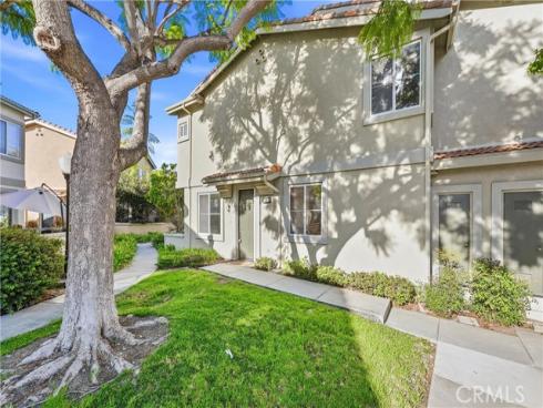 422 N Bloomberry C , Orange, CA