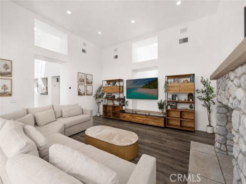 1582 White Alder , Orange, CA