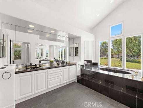 1582 White Alder , Orange, CA