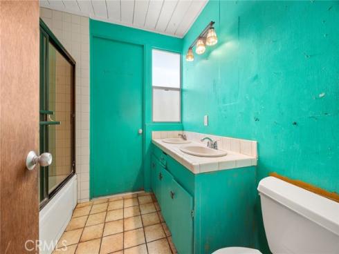 636 S Woodland , Orange, CA