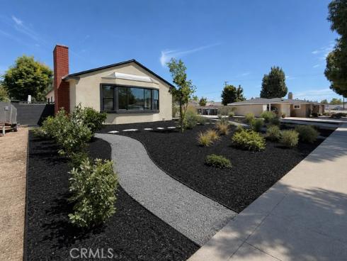 527 N Park  , Orange, CA