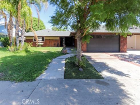 225 N. Malena Drive