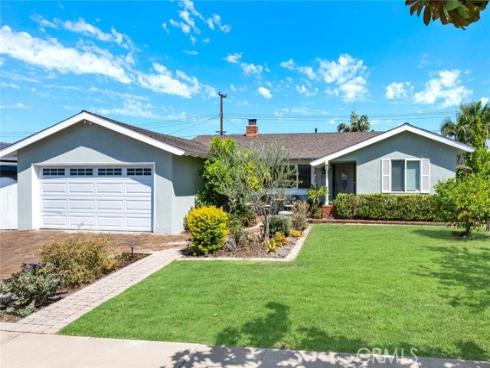 2543 E Coolidge , Orange, CA