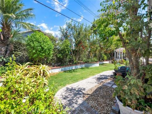 2543 E Coolidge , Orange, CA