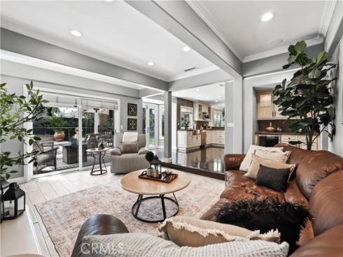 2204 E Vista Mesa Way, Orange, CA