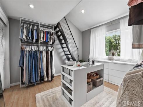 2204 E Vista Mesa Way, Orange, CA