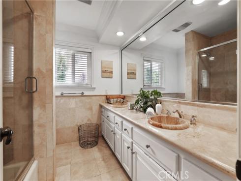2204 E Vista Mesa Way, Orange, CA