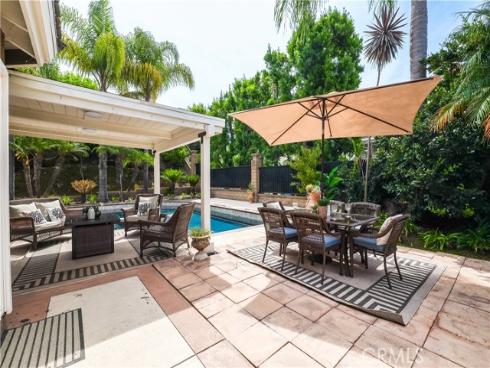2204 E Vista Mesa Way, Orange, CA