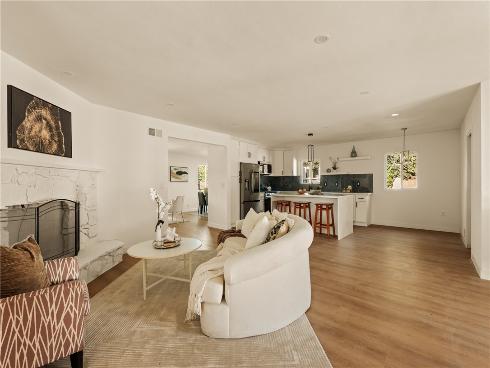 436 Hoover , Orange, CA