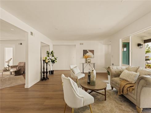 436 Hoover , Orange, CA