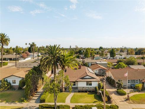 436 Hoover , Orange, CA