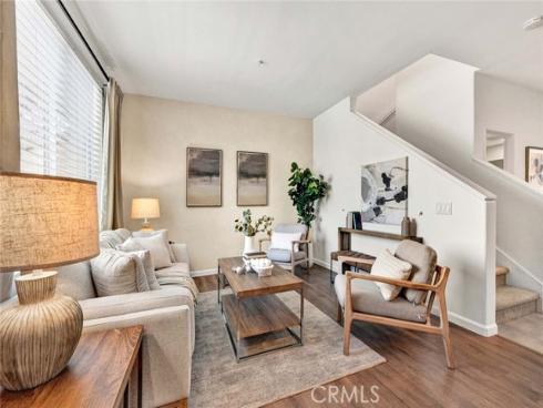 470 N Londonderry B Lane, Orange, CA