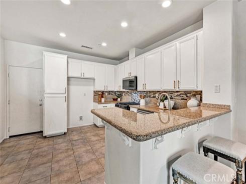 470 N Londonderry B Lane, Orange, CA
