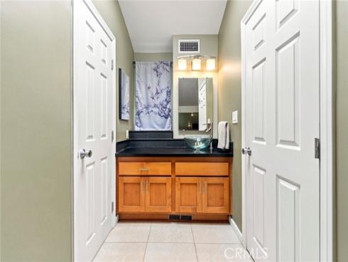 4900 E Chapman 50 Avenue, Orange, CA