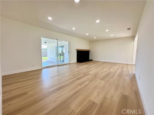 3538 E Almond , Orange, CA