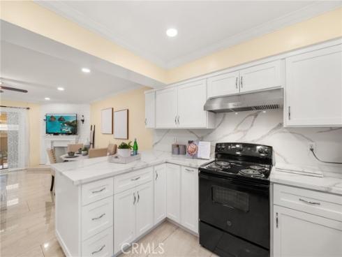 3139 E Chapman 3B , Orange, CA