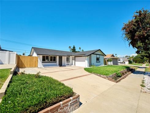 4138 N Santa Lucia  , Orange, CA