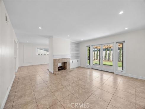 831 E Hoover , Orange, CA