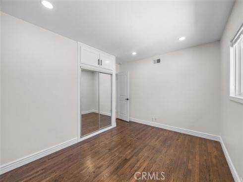 831 E Hoover , Orange, CA