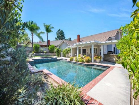 7710 E Strawberry Ridge , Orange, CA