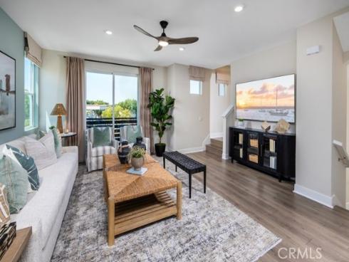1074 E Overlook   Drive, Orange, CA