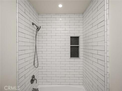1209 E Walnut , Orange, CA