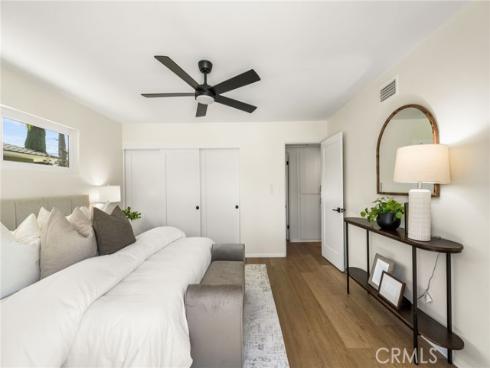 1209 E Walnut , Orange, CA