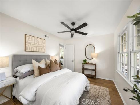 1209 E Walnut , Orange, CA