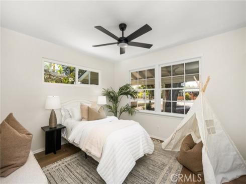 1209 E Walnut , Orange, CA