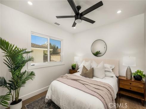 1209 E Walnut , Orange, CA