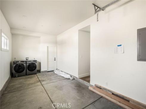 1209 E Walnut , Orange, CA