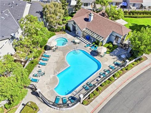3404 E Lambeth C Court, Orange, CA