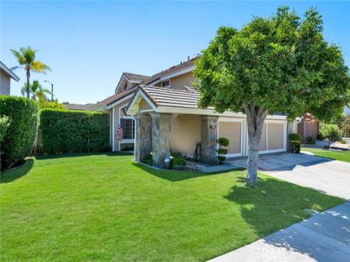 7946 E. Elderwood