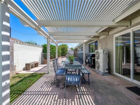 325 E Woodvale Avenue, Orange, CA