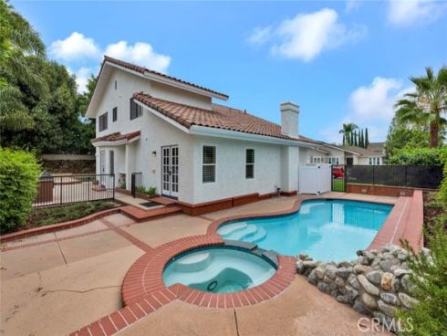 2121 E Vista Mesa Way, Orange, CA