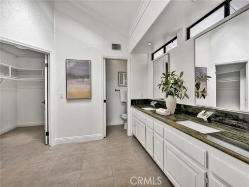 2121 E Vista Mesa Way, Orange, CA