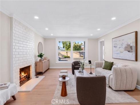 1524 E Briardale  , Orange, CA