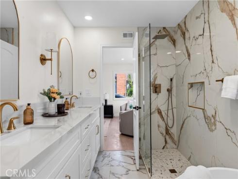 1524 E Briardale  , Orange, CA