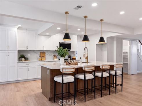 1524 E Briardale  , Orange, CA